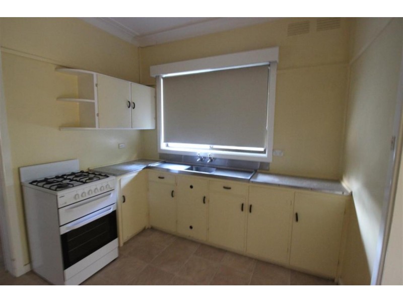 129 Grove Street, Kooringal NSW 2650