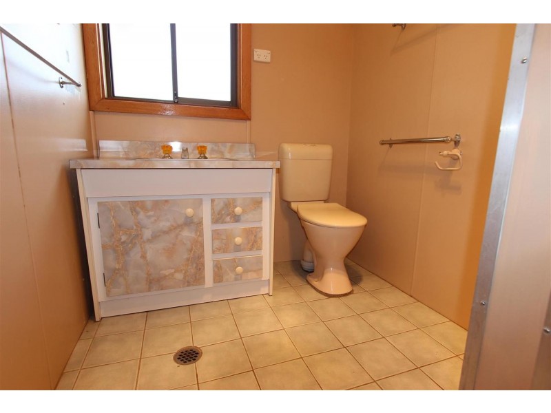 129 Grove Street, Kooringal NSW 2650