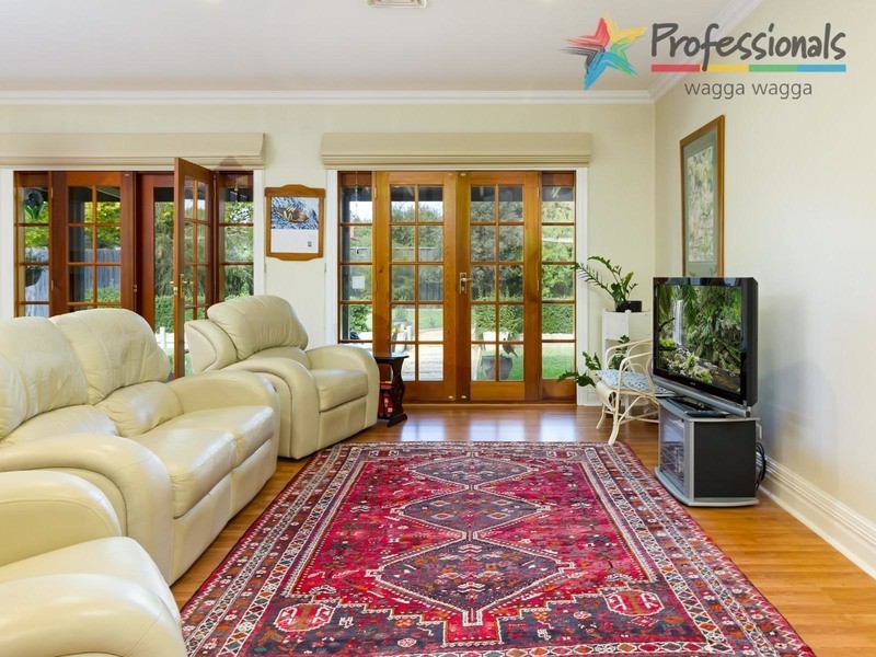 10 Lindsay Street, Wagga Wagga NSW 2650