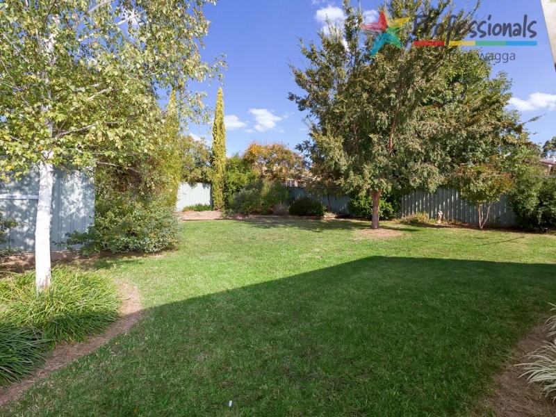 88 Maple Road, Wagga Wagga NSW 2650