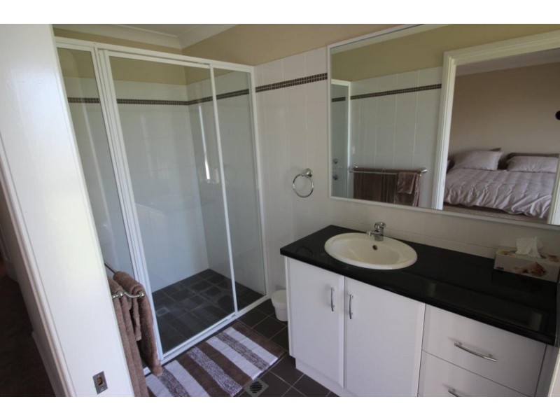 51 Mima Street, Glenfield Park NSW 2650