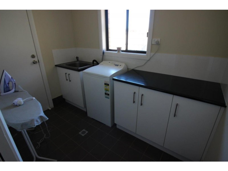 51 Mima Street, Glenfield Park NSW 2650