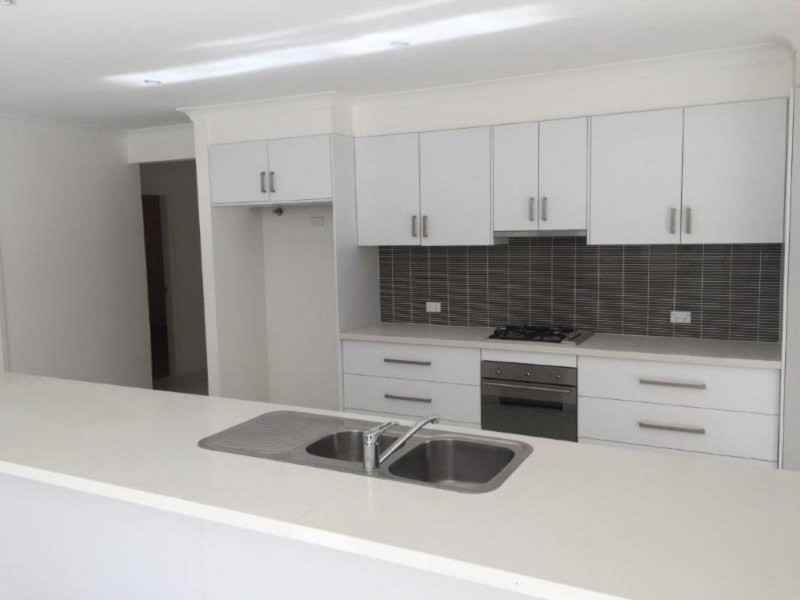 7 Hamersley Place, Wagga Wagga NSW 2650