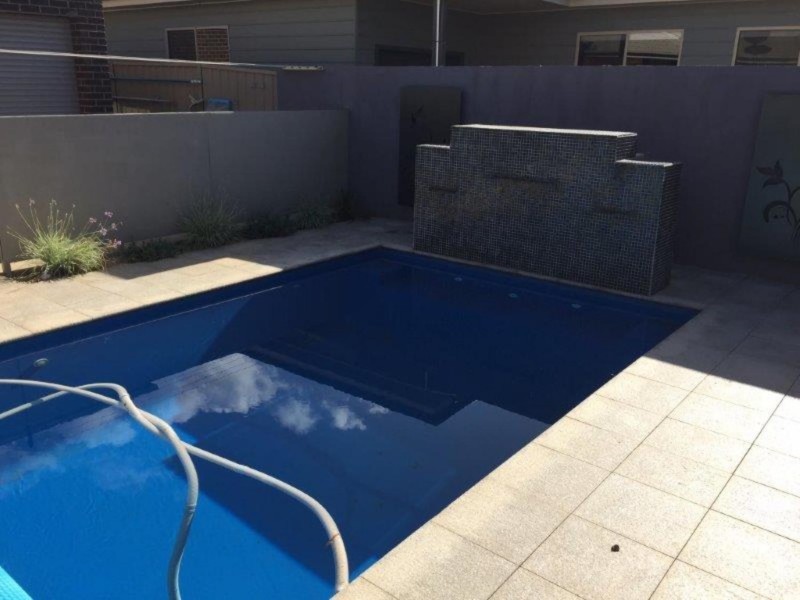 7 Hamersley Place, Wagga Wagga NSW 2650