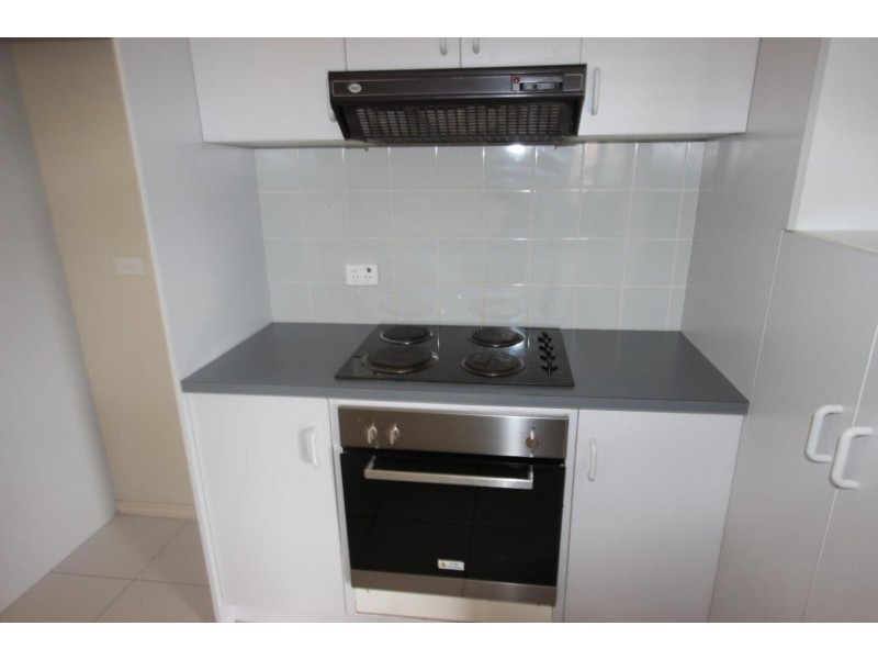 68 Balleroo Crescent, Wagga Wagga NSW 2650