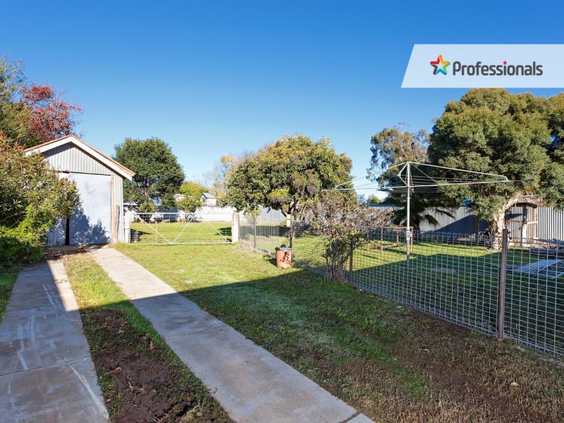 12 Lindsay Street, Wagga Wagga NSW 2650