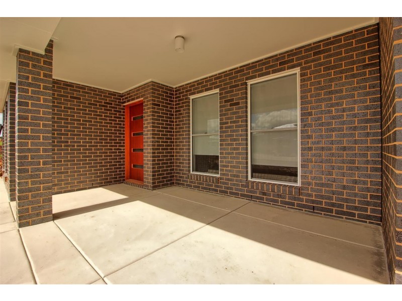 216 Barmedman Avenue, Estella NSW 2650