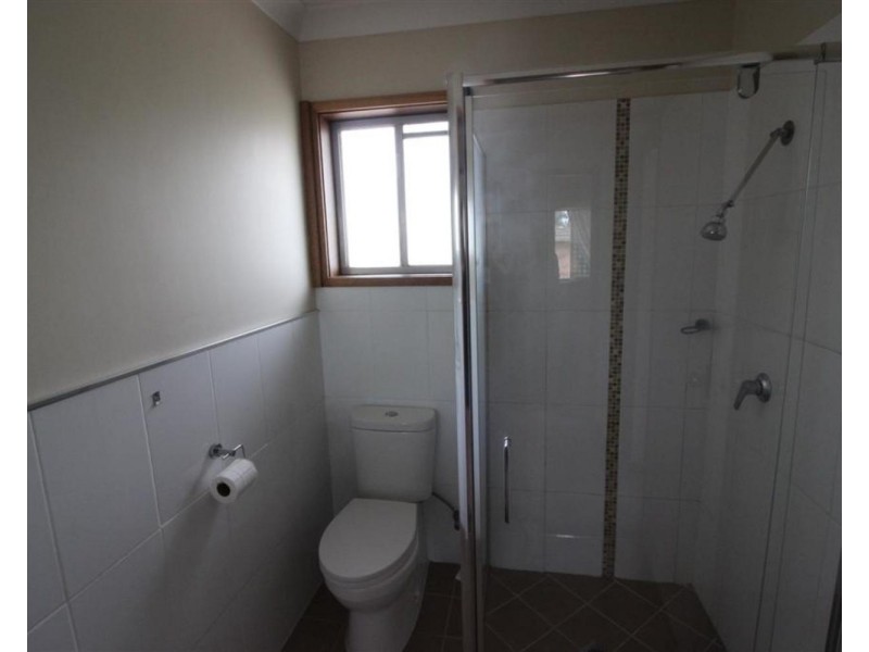 1/25 Kenneally Street, Kooringal NSW 2650