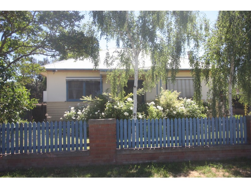 3 Mary Street, North Wagga Wagga NSW 2650