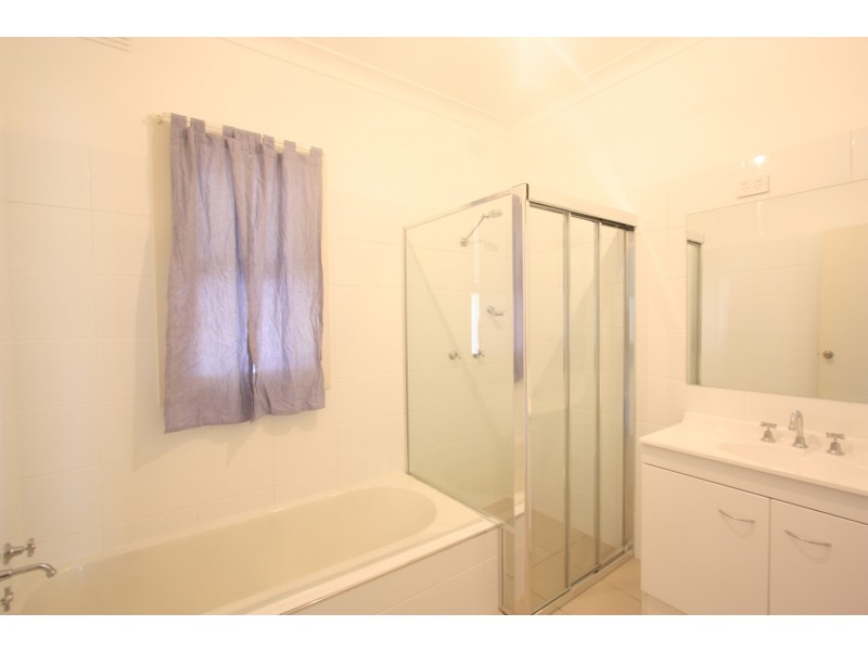 3 Mary Street, North Wagga Wagga NSW 2650