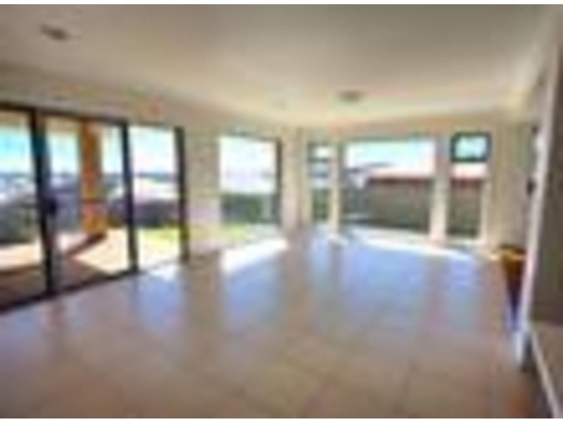 56 Kaloona Drive, Wagga Wagga NSW 2650