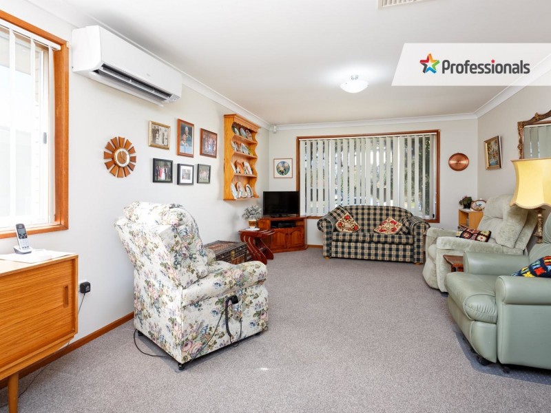 82 Vincent Road, Lake Albert NSW 2650