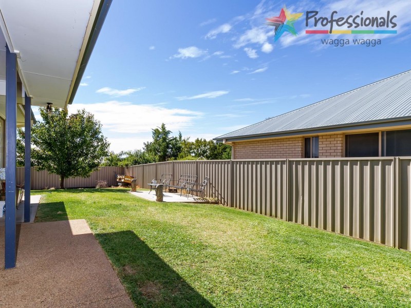 46 Kaloona Crescent, Wagga Wagga NSW 2650