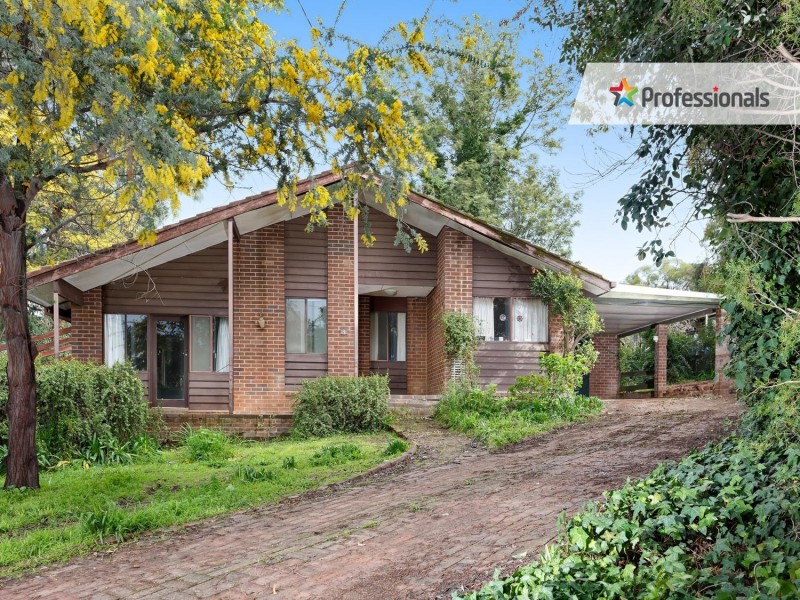 3 Raleigh Place, Kooringal NSW 2650