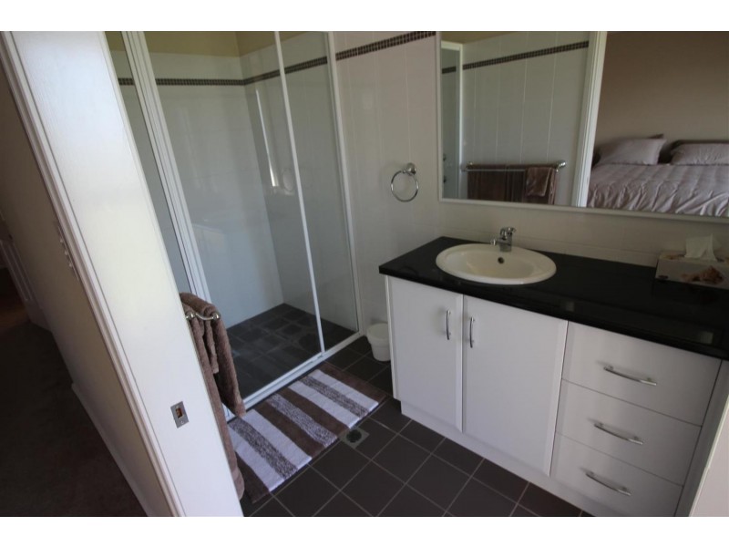 51 Mima Street, Glenfield Park NSW 2650