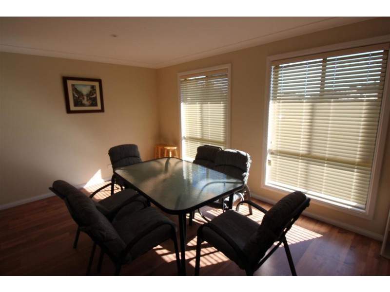 51 Mima Street, Glenfield Park NSW 2650