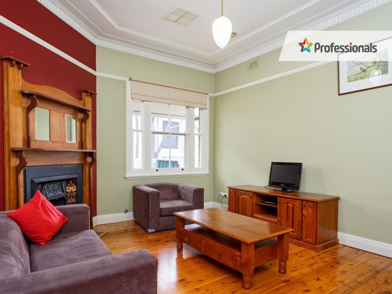 1 Yathong Street, Wagga Wagga NSW 2650