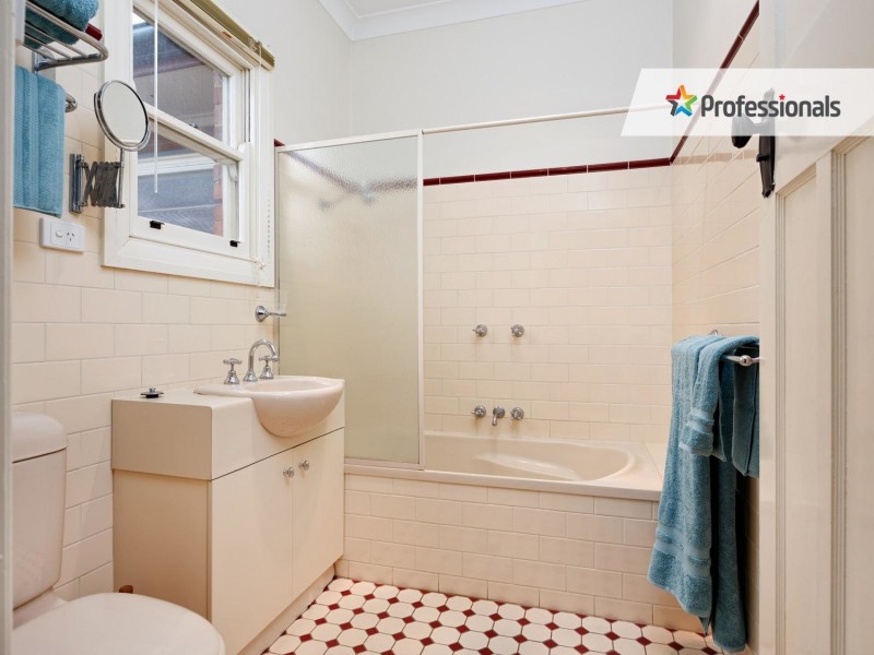 1 Yathong Street, Wagga Wagga NSW 2650