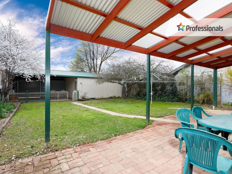 1 Yathong Street, Wagga Wagga NSW 2650
