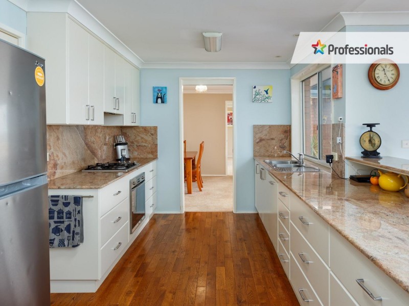 30 Henwood Avenue, Kooringal NSW 2650