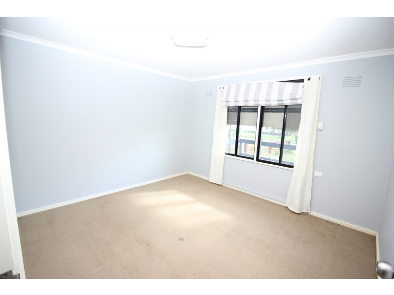 3 Warren Place, Mount Austin NSW 2650