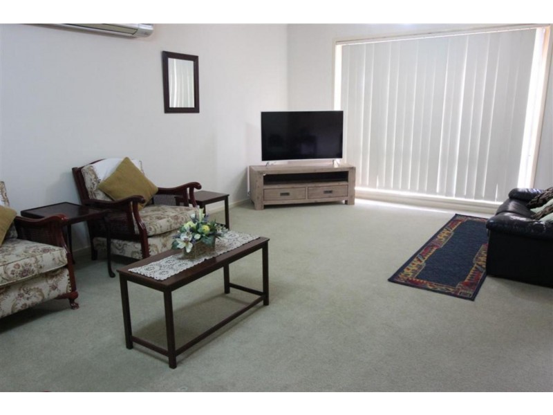 2/1 Jennifer Place, Wagga Wagga NSW 2650