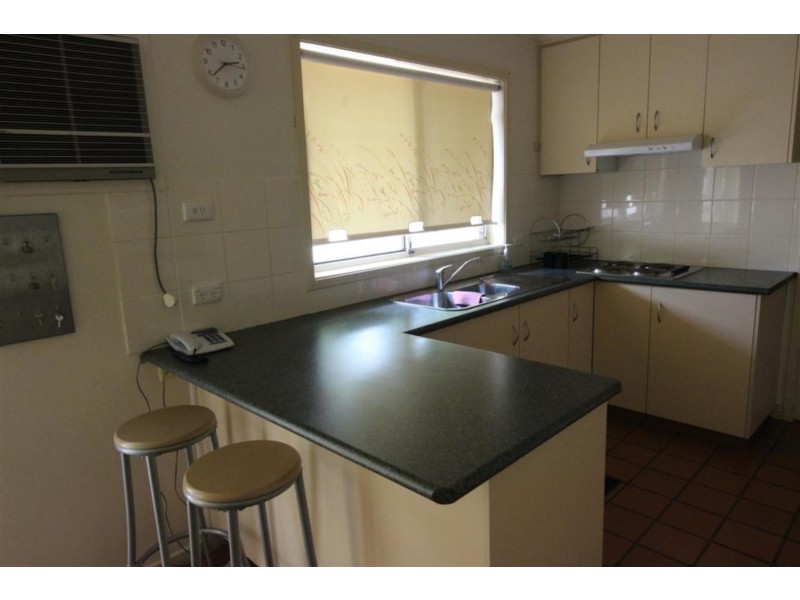 2/1 Jennifer Place, Wagga Wagga NSW 2650