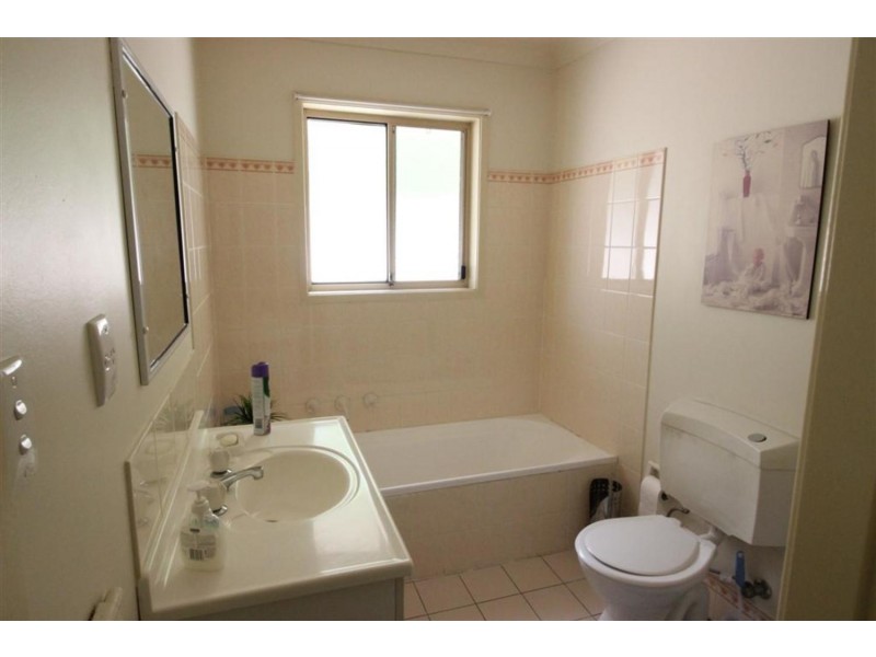 2/1 Jennifer Place, Wagga Wagga NSW 2650