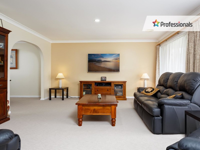 12 Henwood Avenue, Kooringal NSW 2650