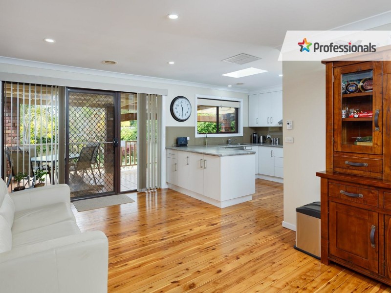 12 Henwood Avenue, Kooringal NSW 2650