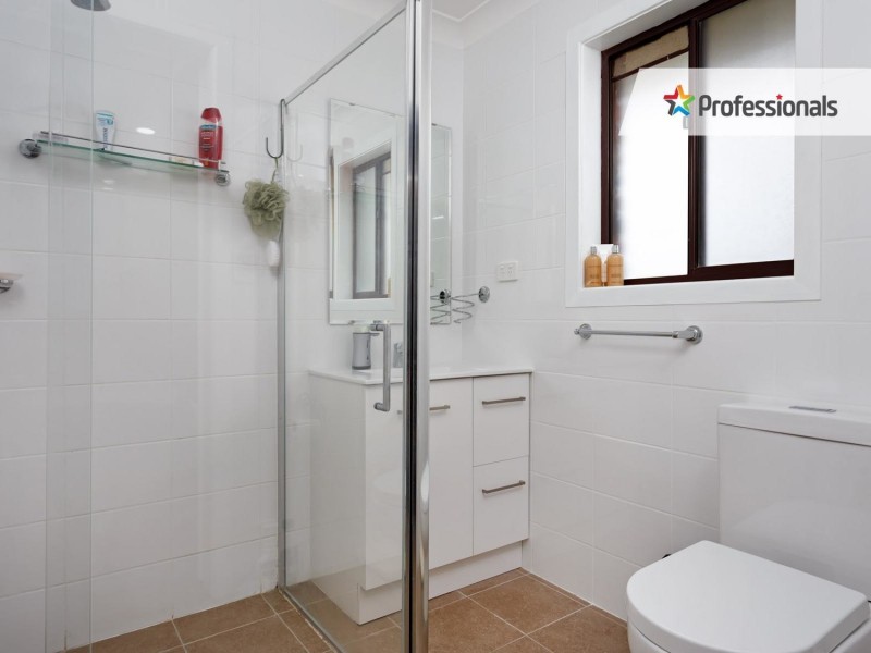 12 Henwood Avenue, Kooringal NSW 2650