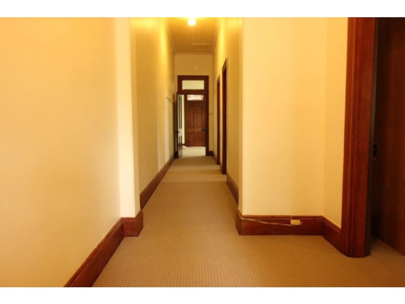 69 Peter Street, Wagga Wagga NSW 2650