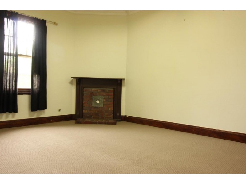 69 Peter Street, Wagga Wagga NSW 2650