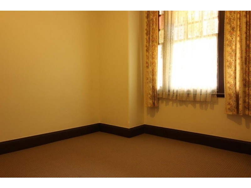 69 Peter Street, Wagga Wagga NSW 2650