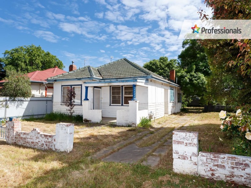 17 Sullivan Avenue, Wagga Wagga NSW 2650