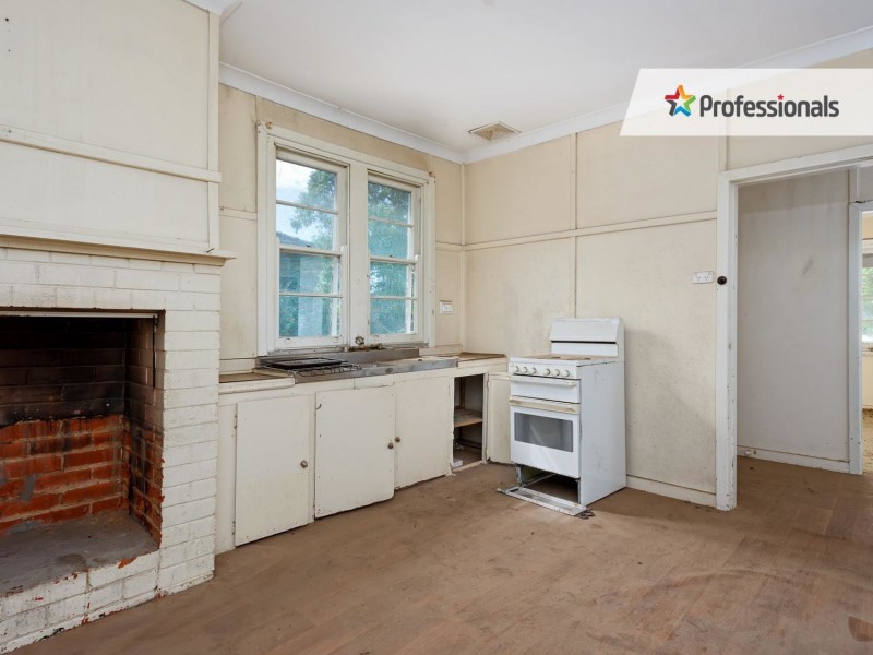17 Sullivan Avenue, Wagga Wagga NSW 2650