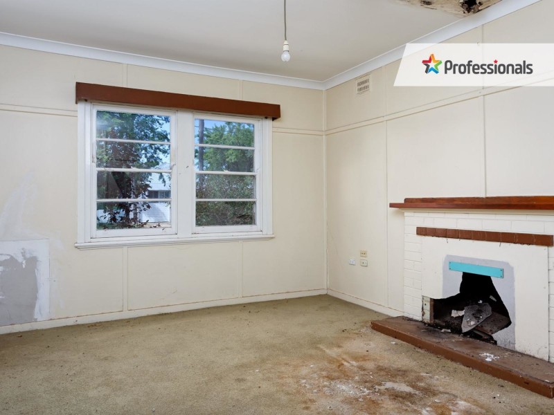 17 Sullivan Avenue, Wagga Wagga NSW 2650