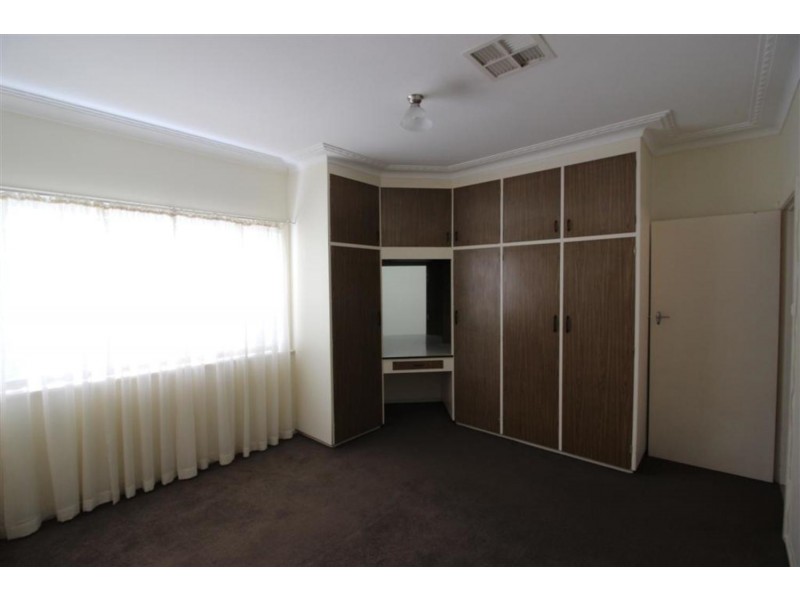 19 Martin Street, Tolland NSW 2650