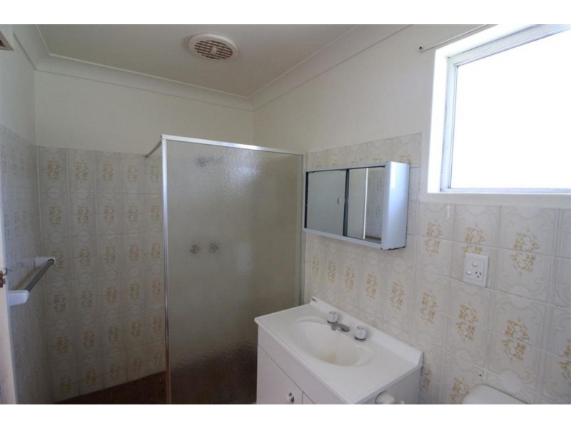 19 Martin Street, Tolland NSW 2650