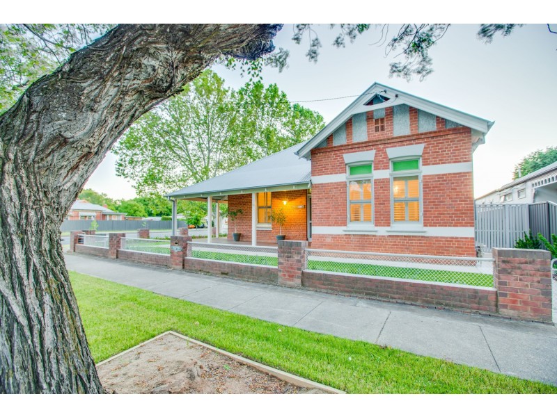 50 Simmons Street, Wagga Wagga NSW 2650