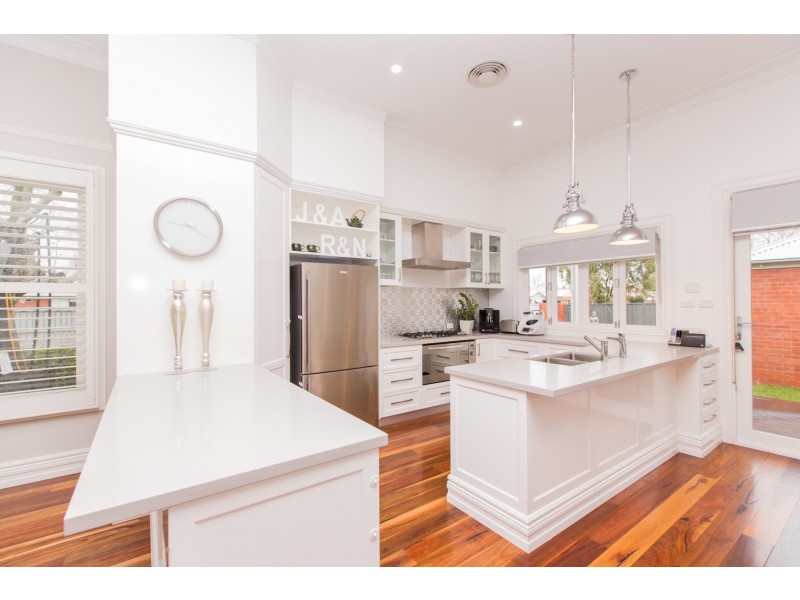 50 Simmons Street, Wagga Wagga NSW 2650