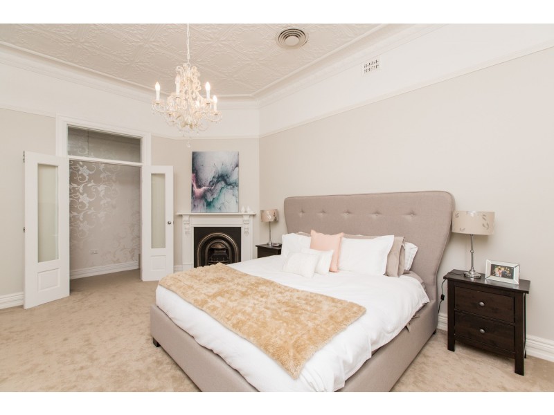 50 Simmons Street, Wagga Wagga NSW 2650