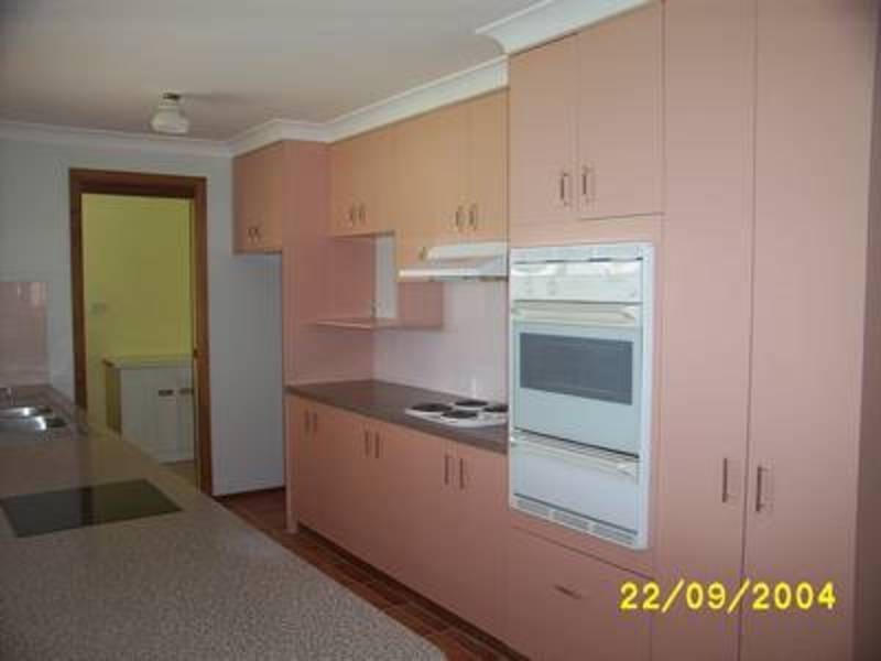 6 O’Connor Street, Tolland NSW 2650
