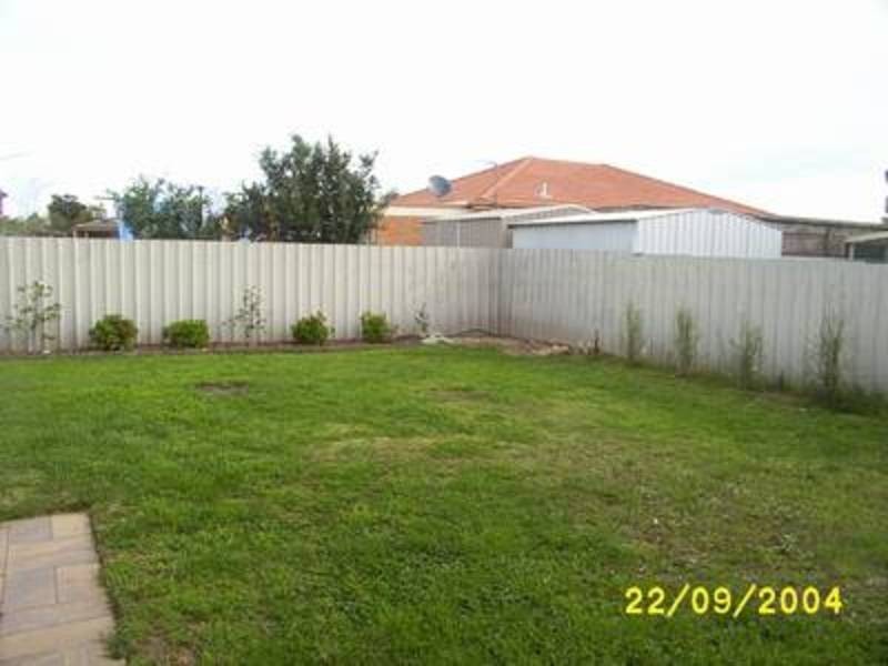 6 O’Connor Street, Tolland NSW 2650