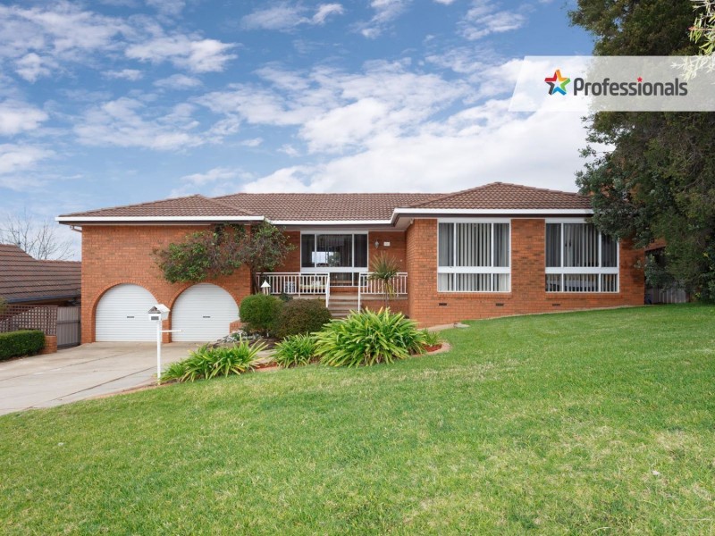 30 Henwood Avenue, Kooringal NSW 2650