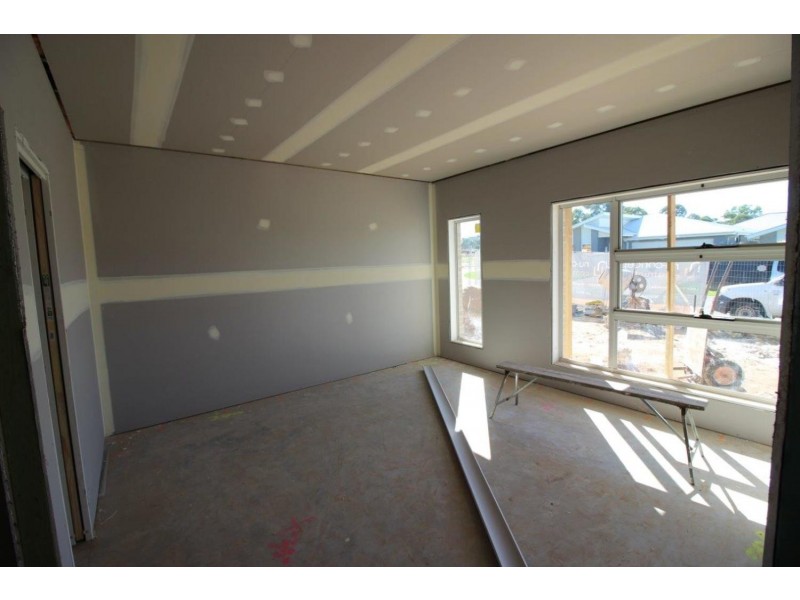 16 Cunjegong Loop, Gobbagombalin NSW 2650