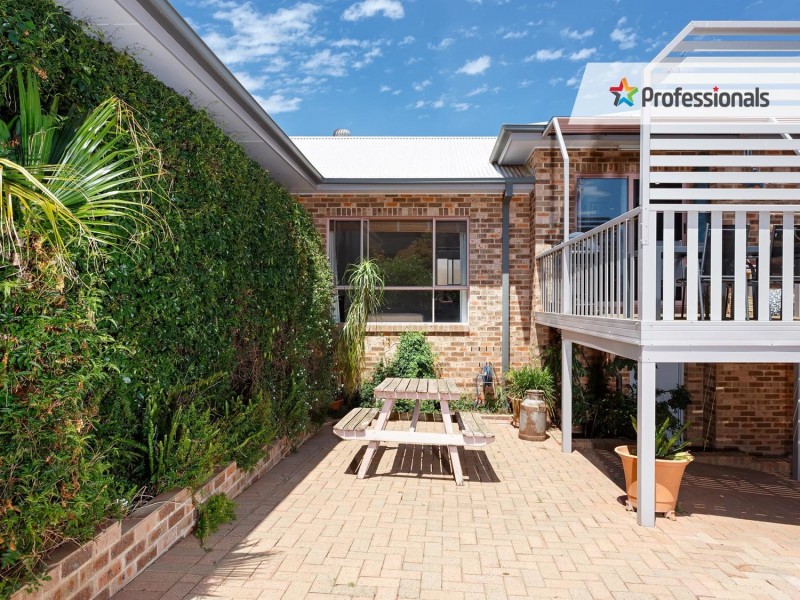 19 Allambie Way, Mount Austin NSW 2650