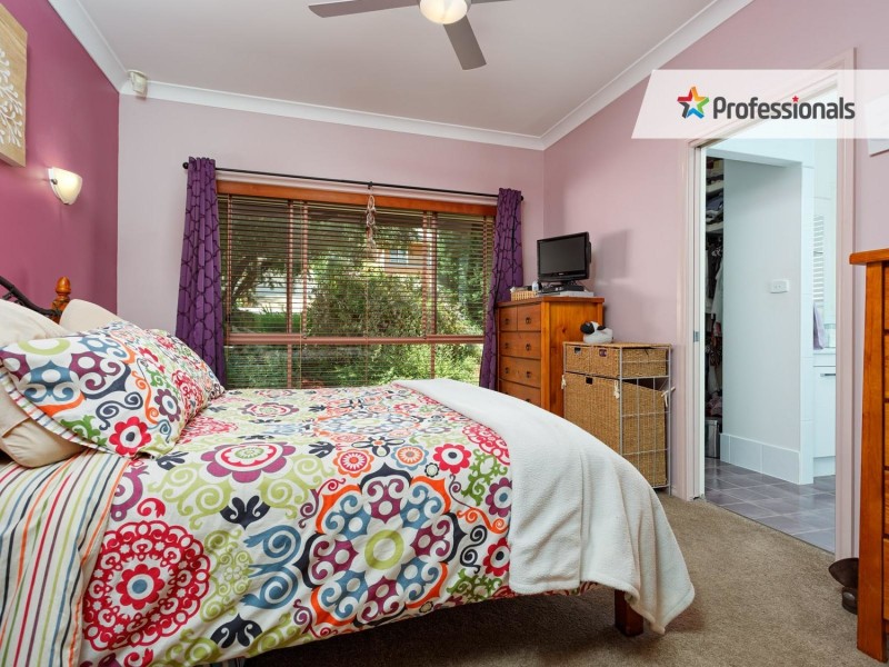 19 Allambie Way, Mount Austin NSW 2650