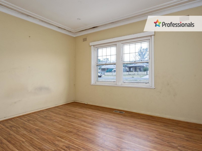 39 Trevor Street, Turvey Park NSW 2650
