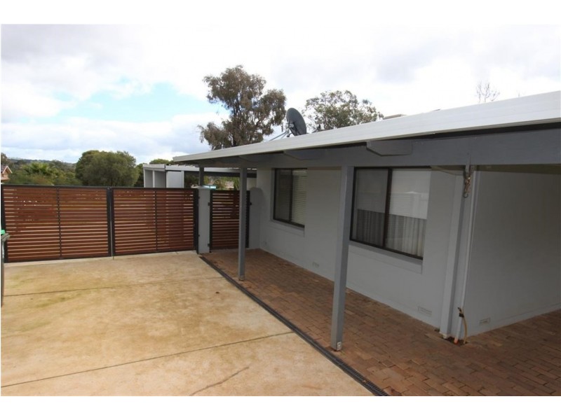 17  Dove Street, Mount Austin NSW 2650